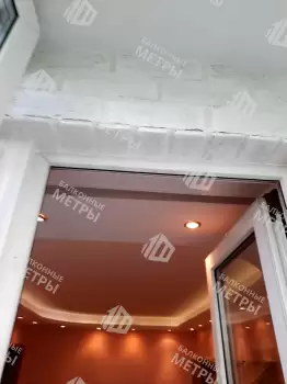 Отделка и остекление Г-образного балкона