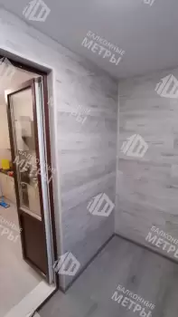 Отделка балкона с установкой теплого пола и остекление Rehau 70