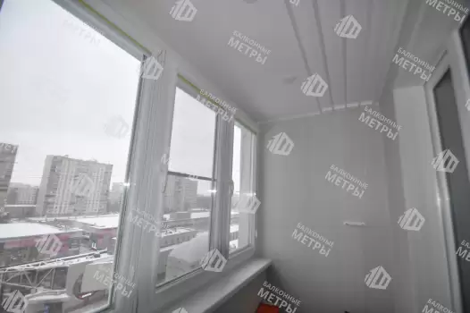 Теплое остекление балкона Сапожок окнами ПВХ Brusbox